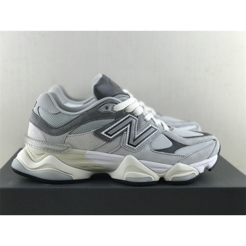 New Balance 9060 Grey Sneaker