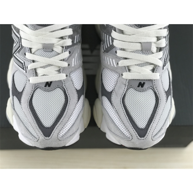 New Balance 9060 Grey Sneaker