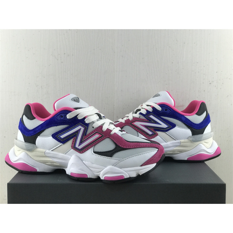 New Balance 9060 Pink Sneaker