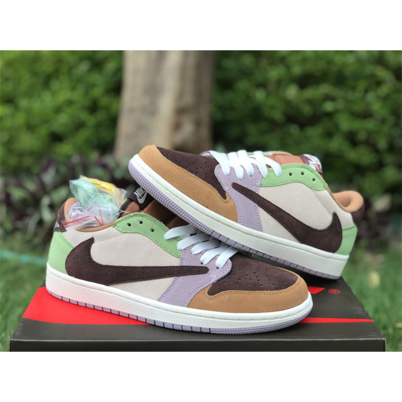 Nike Air Jordan 1 Low X Travis Scott CQ4277-110