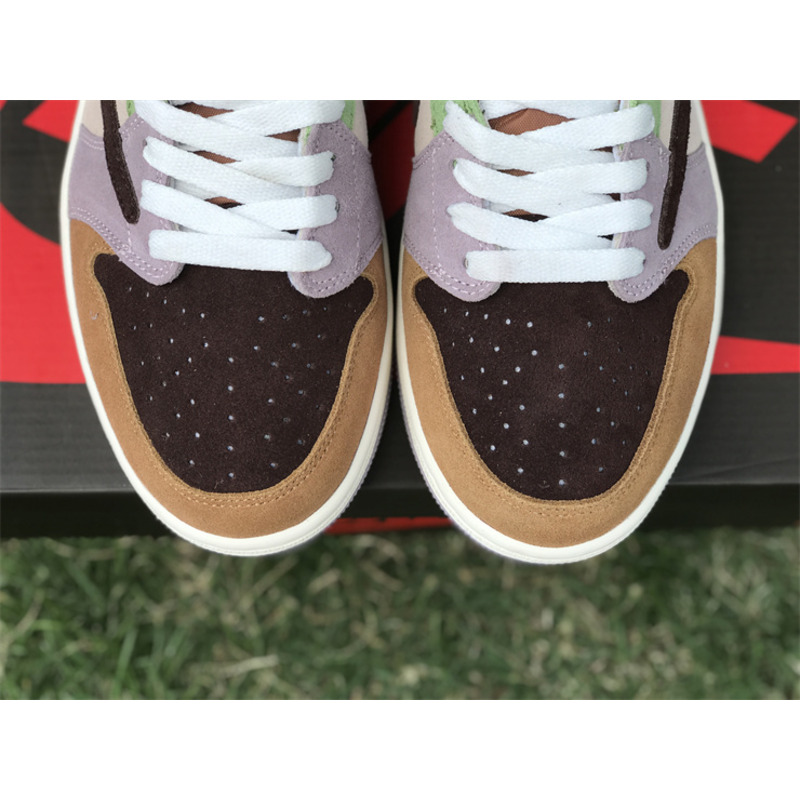 Nike Air Jordan 1 Low X Travis Scott CQ4277-110