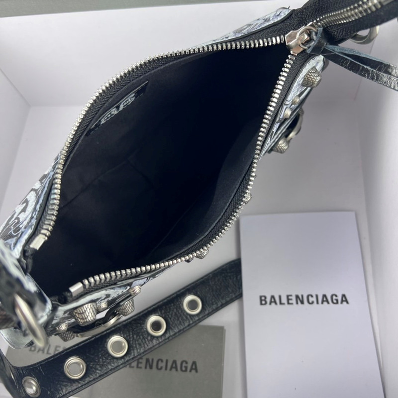 Ba*len*cia*ga le cagole shoulder bag in black and white graffiti printed arena lambskin