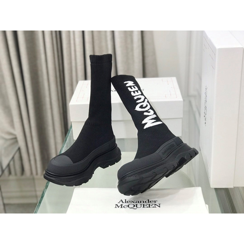 Alexander Mcqueen Graffiti Knitted Tread Slick Boots All Black