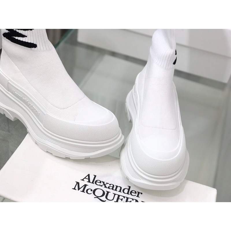 Alexander Mcqueen Graffiti Knitted Tread Slick Boots All White