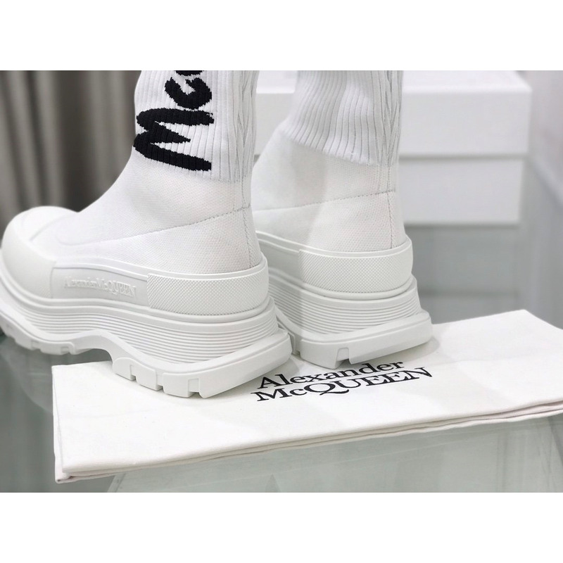 Alexander Mcqueen Graffiti Knitted Tread Slick Boots All White