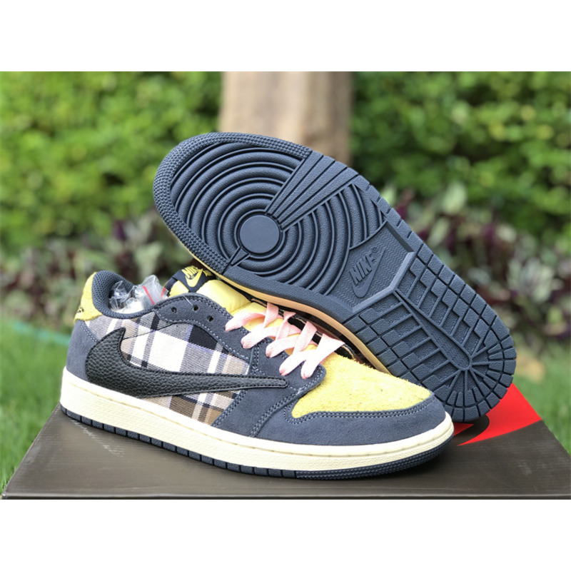 Nike SB Dunk Travis Scott sneakers in Dark Blue