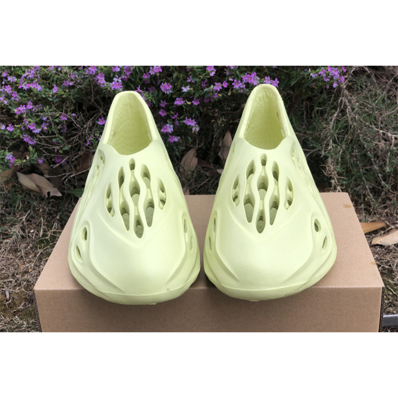 Ad*s originals yeezy foam runner light green