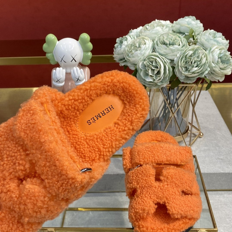 H**mes chypre shearling sandal orange