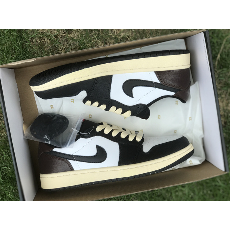 Jordan Air Jordan 1 Low Sneakers Mocha