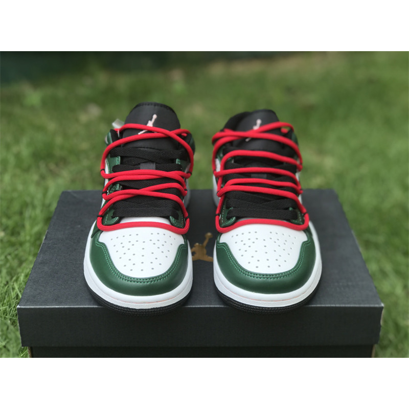 Jordan Off‑WhiteX Nike Dunk Low Pine Green