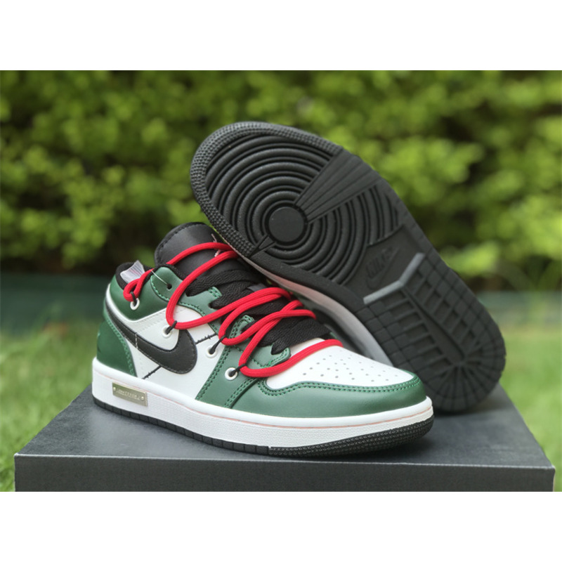 Jordan Off‑WhiteX Nike Dunk Low Pine Green