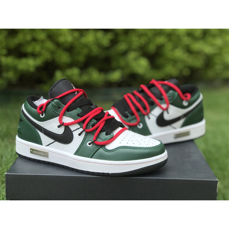 Jordan Off‑WhiteX Nike Dunk Low Pine Green