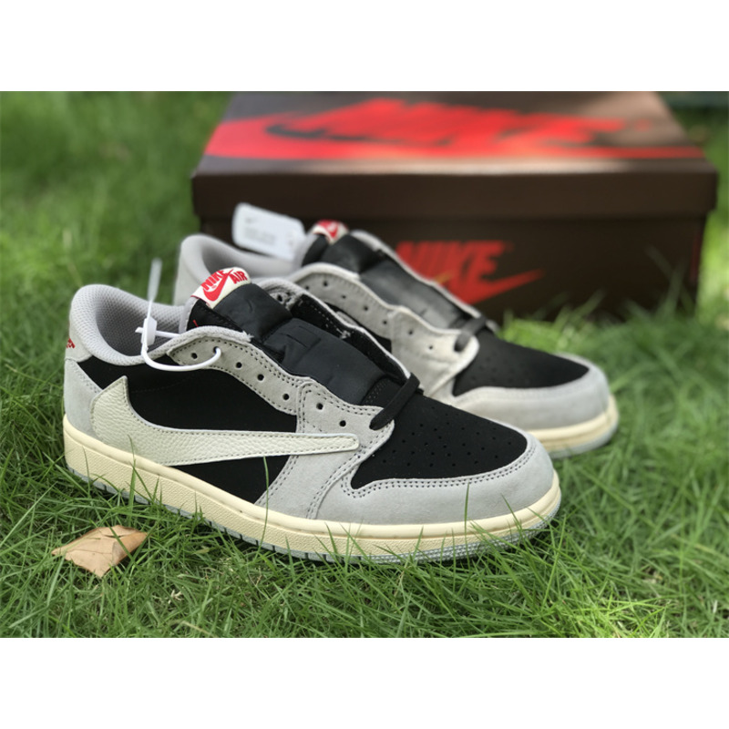 Jordan 1 Low Reverse Mocha Travis Scott