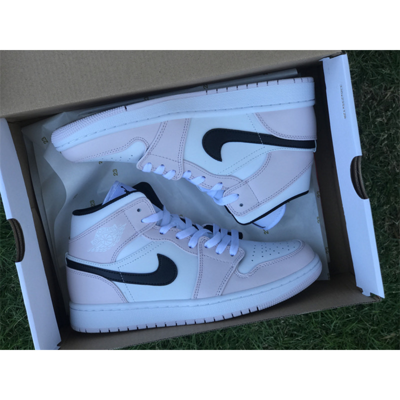 Jordan Air Jordan 1 Mid Barely Pink