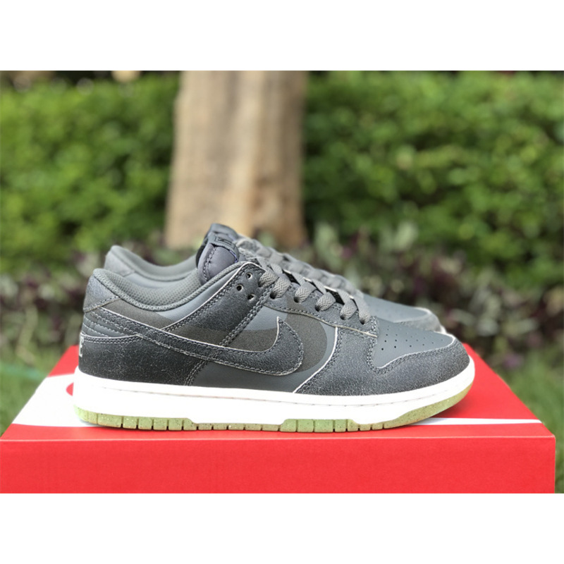 Nike Dunk Low Iron Grey