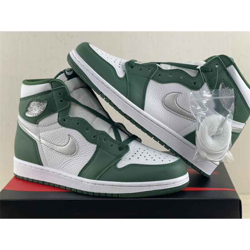 Air Jordan 1 OG Gorge Green