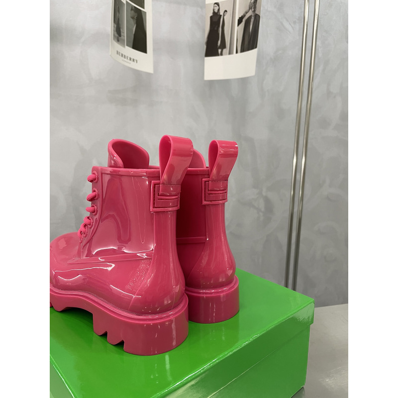 Bo*te*ga ve*ne*ta rubber lace-up boots fuchsia