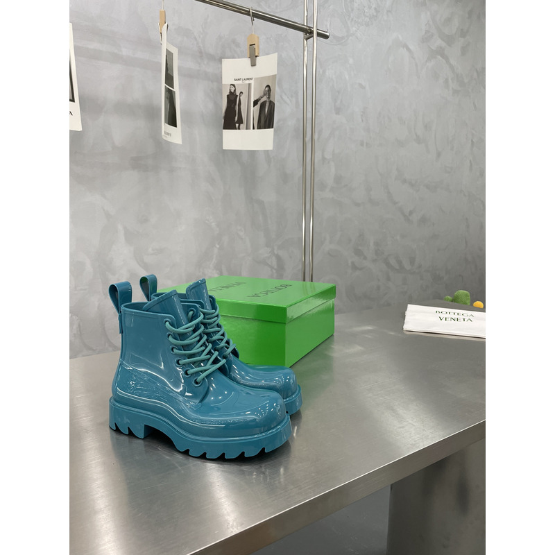 Bo*te*ga ve*ne*ta rubber lace-up boots turquoise