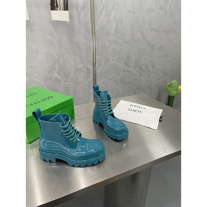 Bo*te*ga ve*ne*ta rubber lace-up boots turquoise