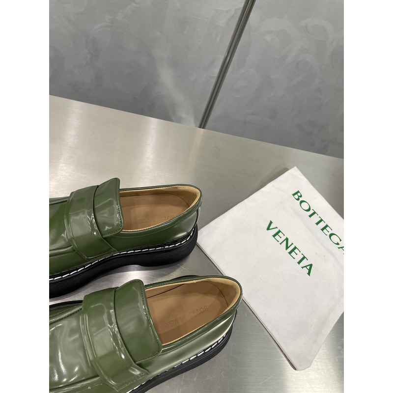 Bo*te*ga ve*ne*ta the bounce loafer  green