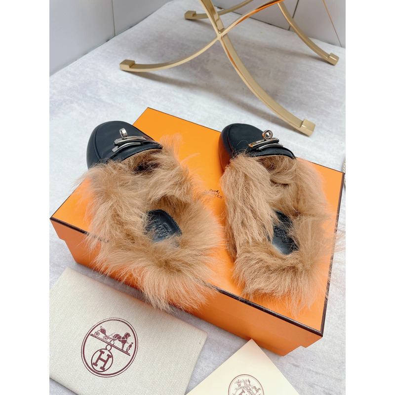 H**mes fur loafers black