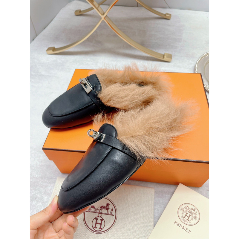 H**mes fur loafers black