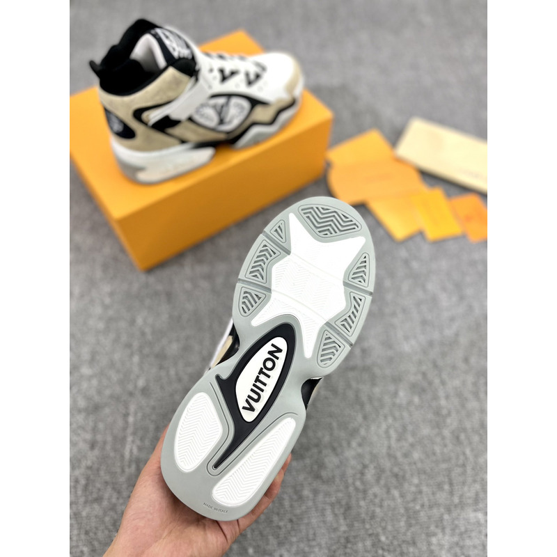 l**is V*t*n trainer 2 sneakers