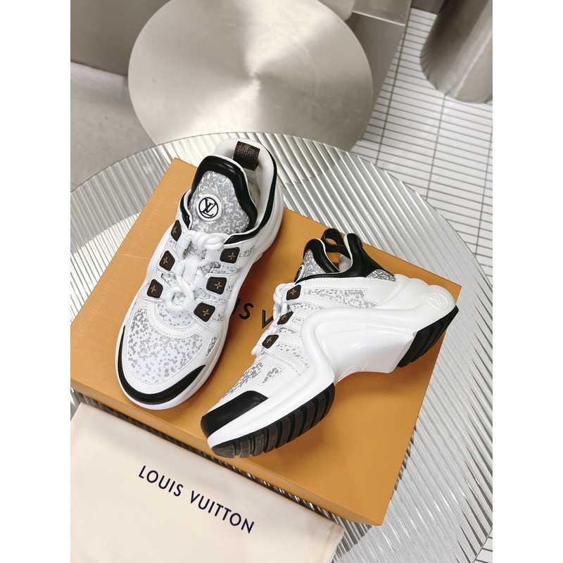 l**is V*t*n lv archlight trainers white/grey