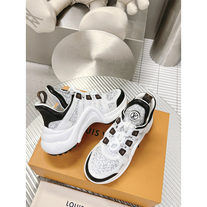 l**is V*t*n lv archlight trainers white/grey