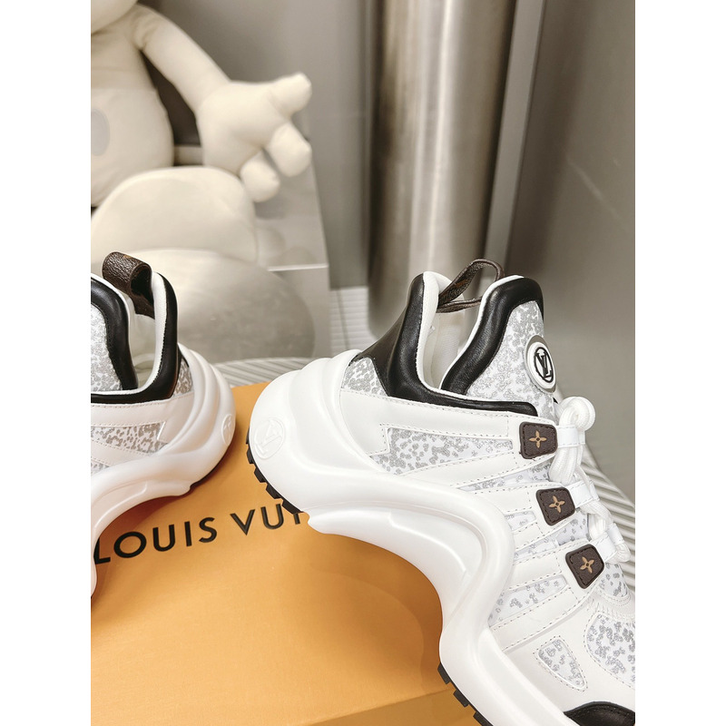 l**is V*t*n lv archlight trainers white/grey