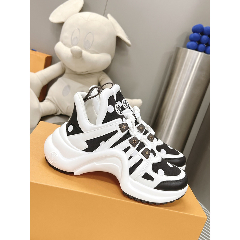 l**is V*t*n lv archlight trainers black/white