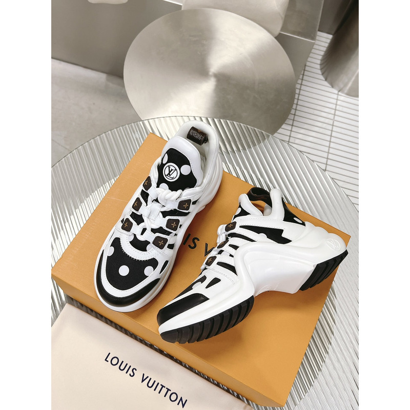 l**is V*t*n lv archlight trainers black/white