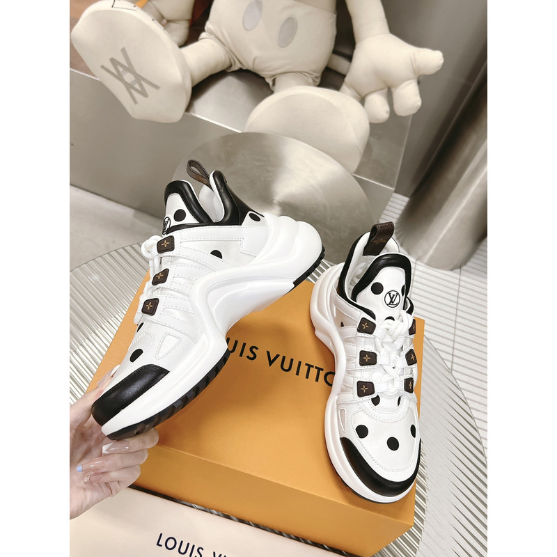 l**is V*t*n lv archlight trainers white