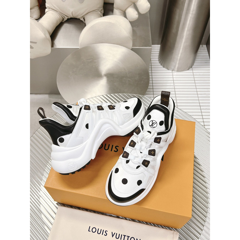 l**is V*t*n lv archlight trainers white