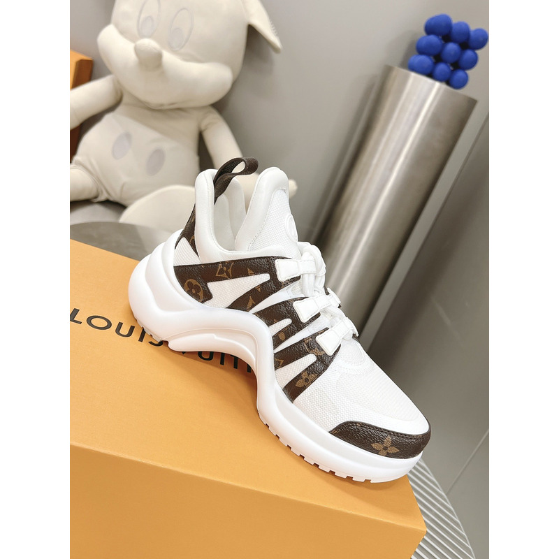 l**is V*t*n lv archlight trainers white monogram