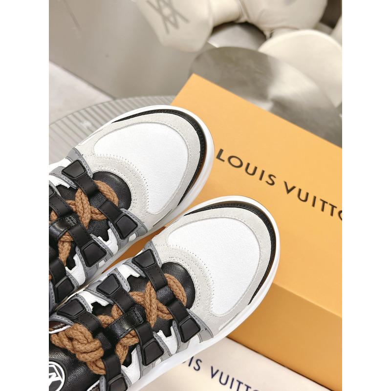 l**is V*t*n lv archlight trainers white/silver/brown