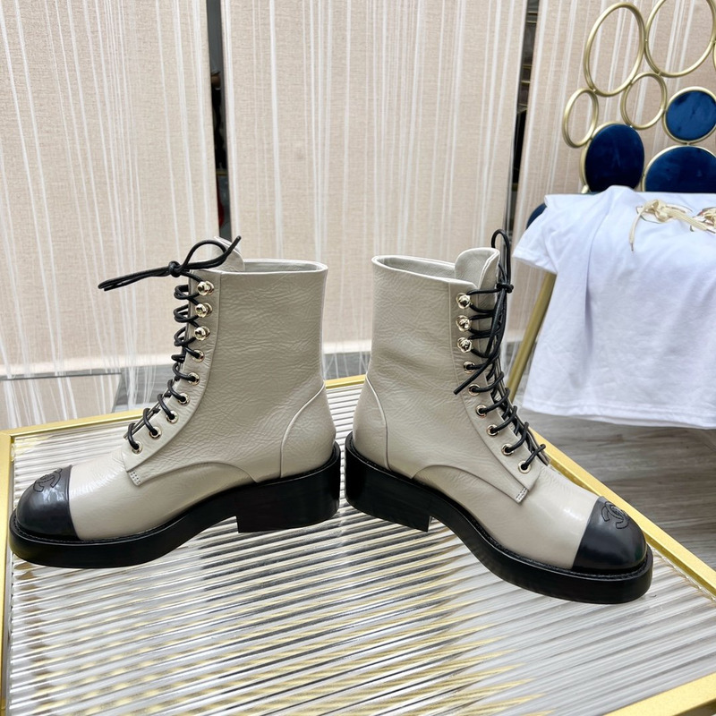 Ch*el boots grey white