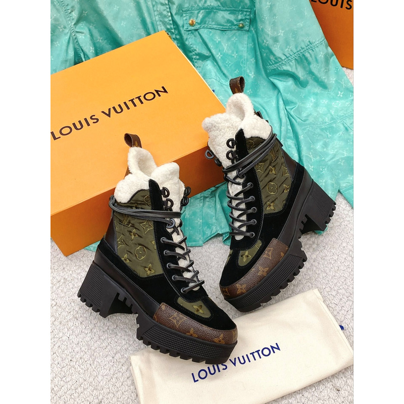 l**is V*t*n laureate monogram platform boots green