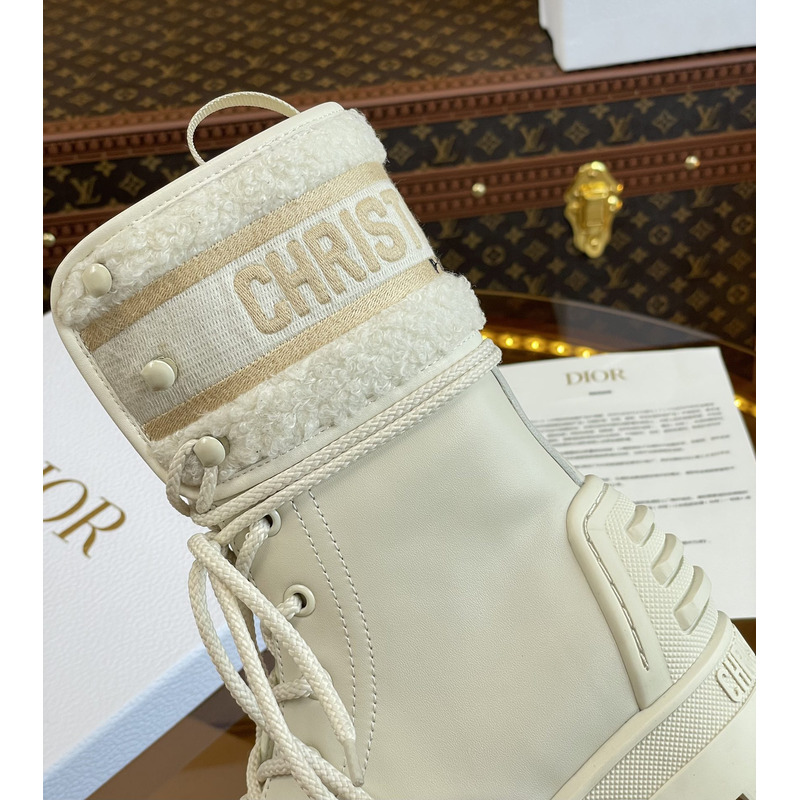 D*or d-major ankle boot white