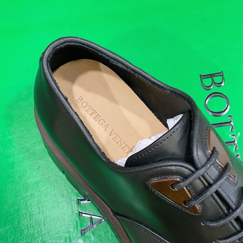 Bo*te*ga ve*ne*ta tire shoes black and brown