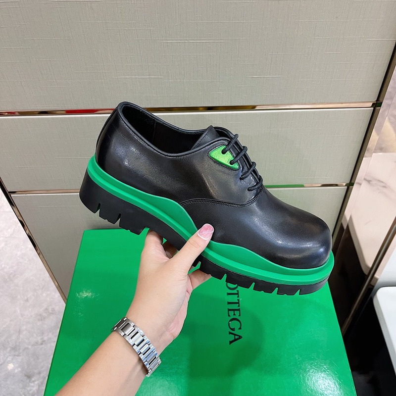 Bo*te*ga ve*ne*ta tire shoes black and green