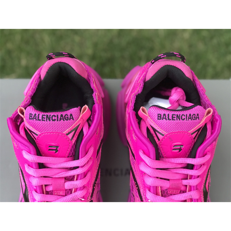 Ba*len*cia*ga runner fuchsia black