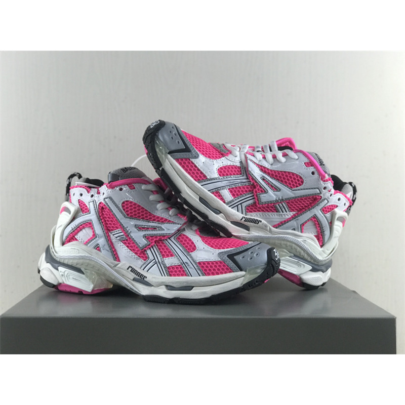 Ba*len*cia*ga runner pink grey black