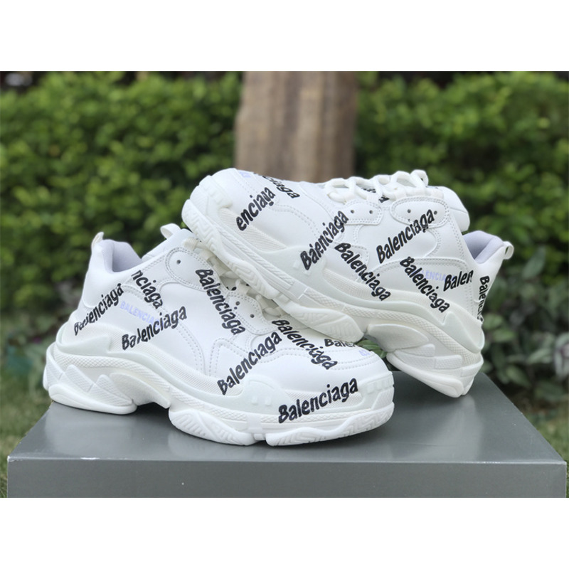 Ba*len*cia*ga triple s logotype trainers in white