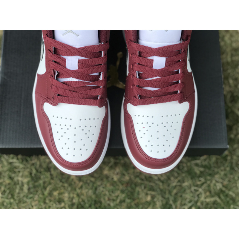 Air Jordan 1 Low "Bordeaux"