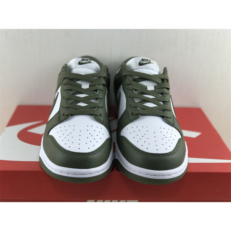 Nike Dunk Low"Medium Olive"