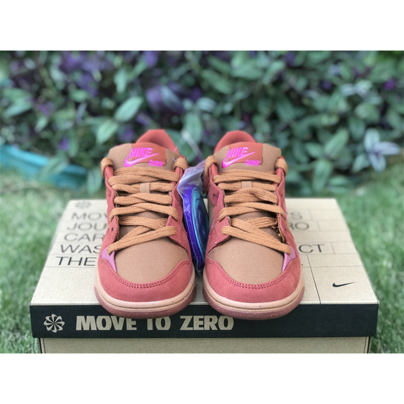 Nike Dunk Low Disrupt 2 in Brown Pink