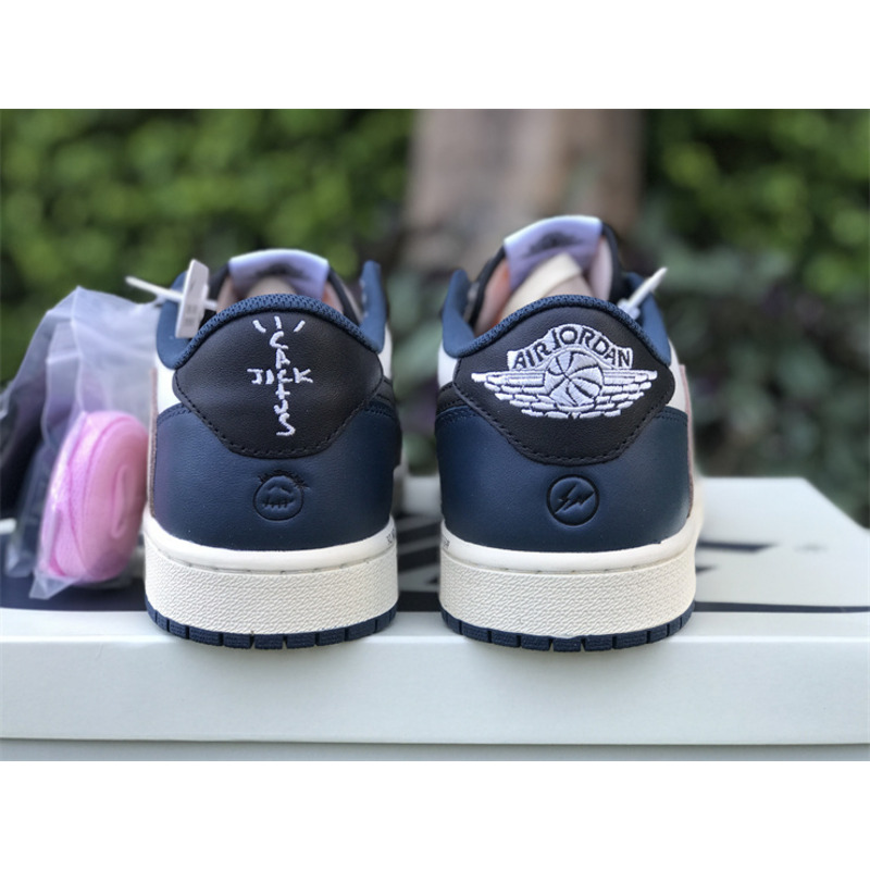 Jordan Low OG x Travis Scott Reverse Mocha in Navy