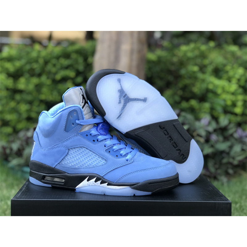 Jordan Air Jordan 5 "UNC" in Blue