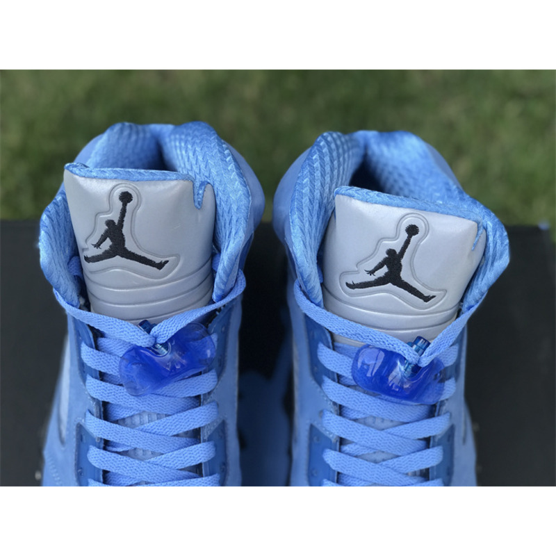 Jordan Air Jordan 5 "UNC" in Blue